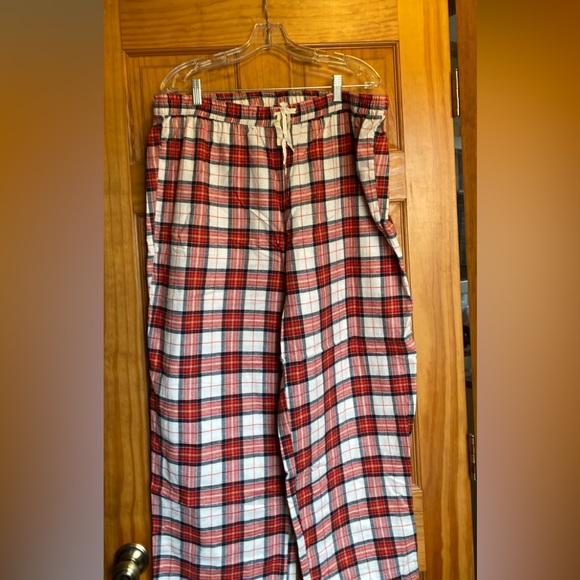🆕 Banana Republic Red Plaid Pajama Pants, Size XL - Picture 3 of 6